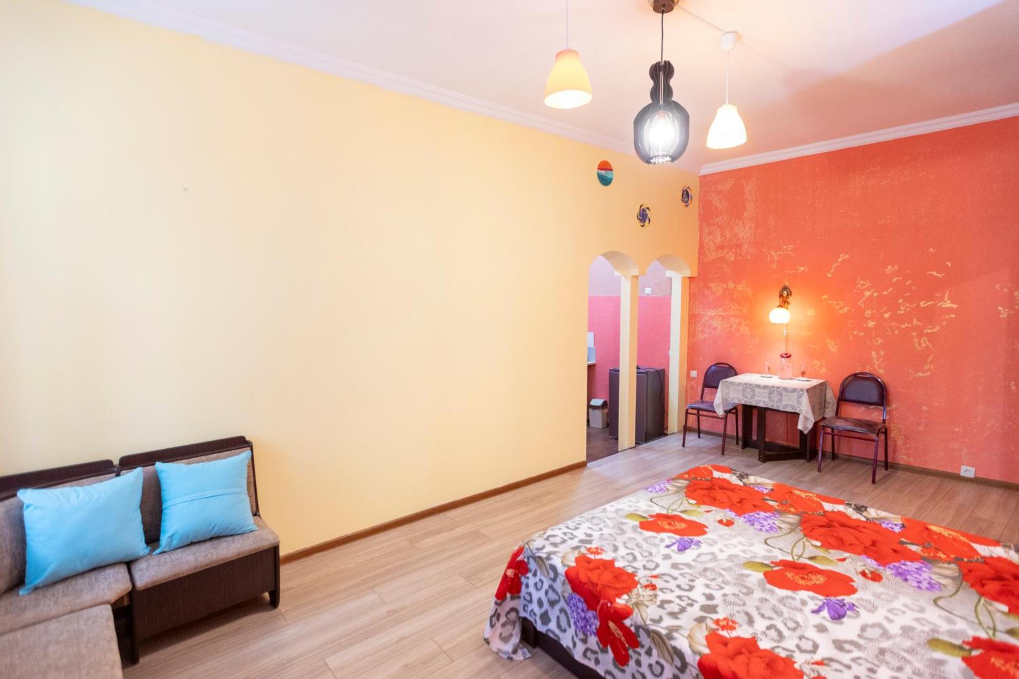 In Center Gm Apartment *